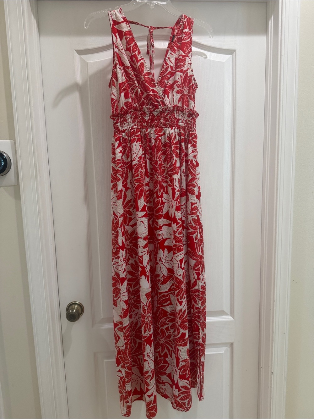 SHEIN Red and White Floral V-Neck Maxi Dress